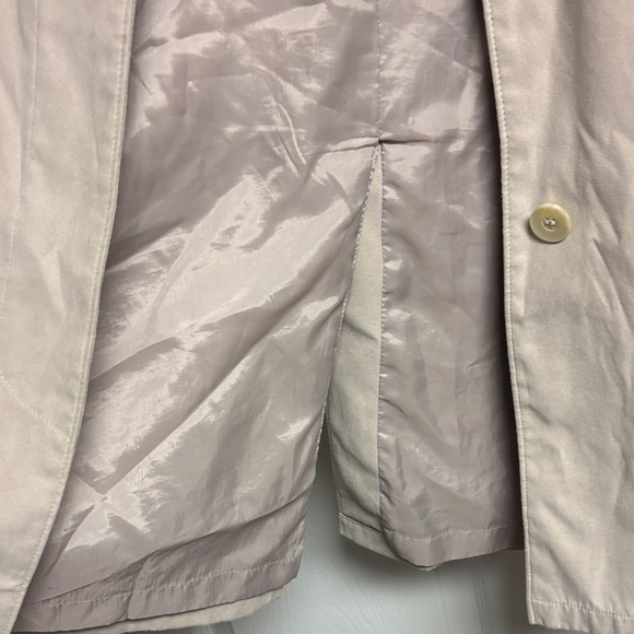 London Fog Women's Beige Trench Coat - Picture 11 of 15